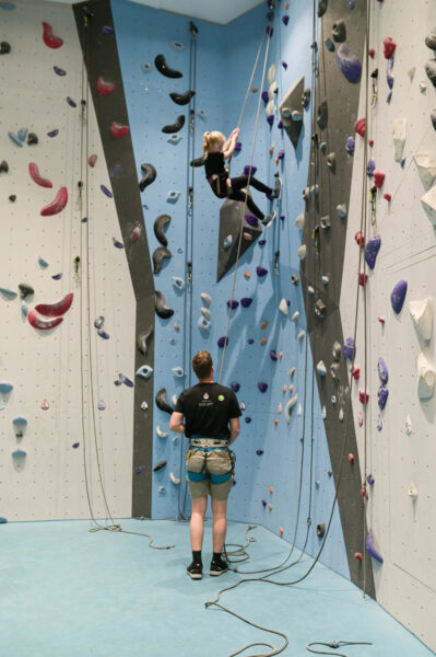 Seilklettern-Trainingsgruppe für Kinder und Jugendliche